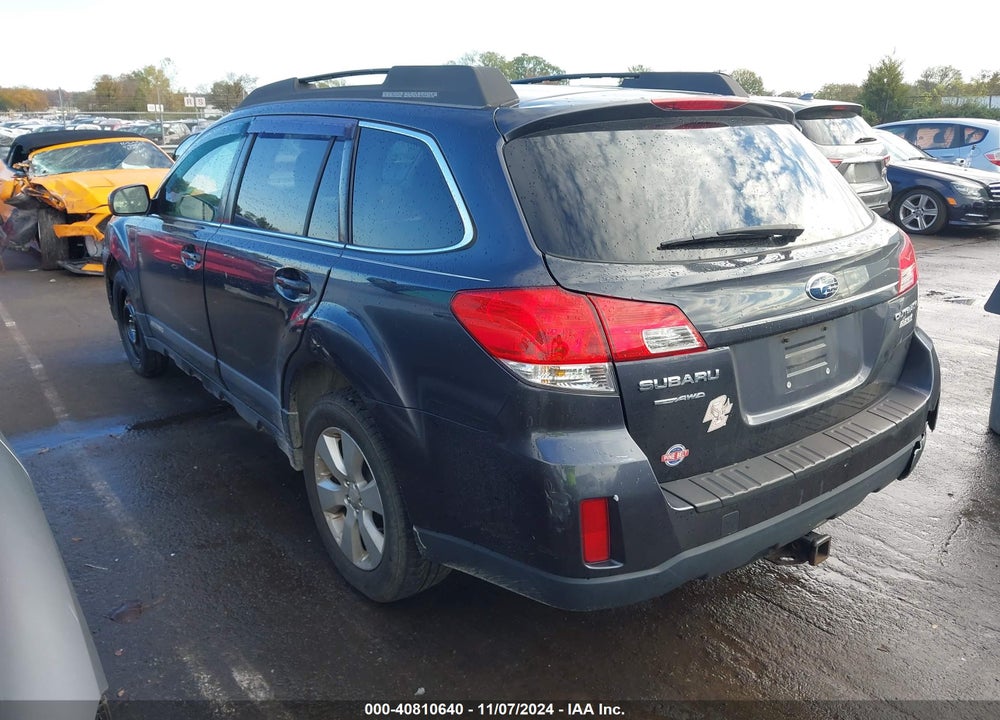 2010 SUBARU OUTBACK 2.5I LIMITED VIN: 4S4BRBJC4A3378692