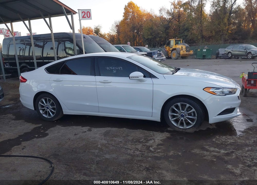 2017 FORD FUSION VIN: 3FA6P0H72HR144769