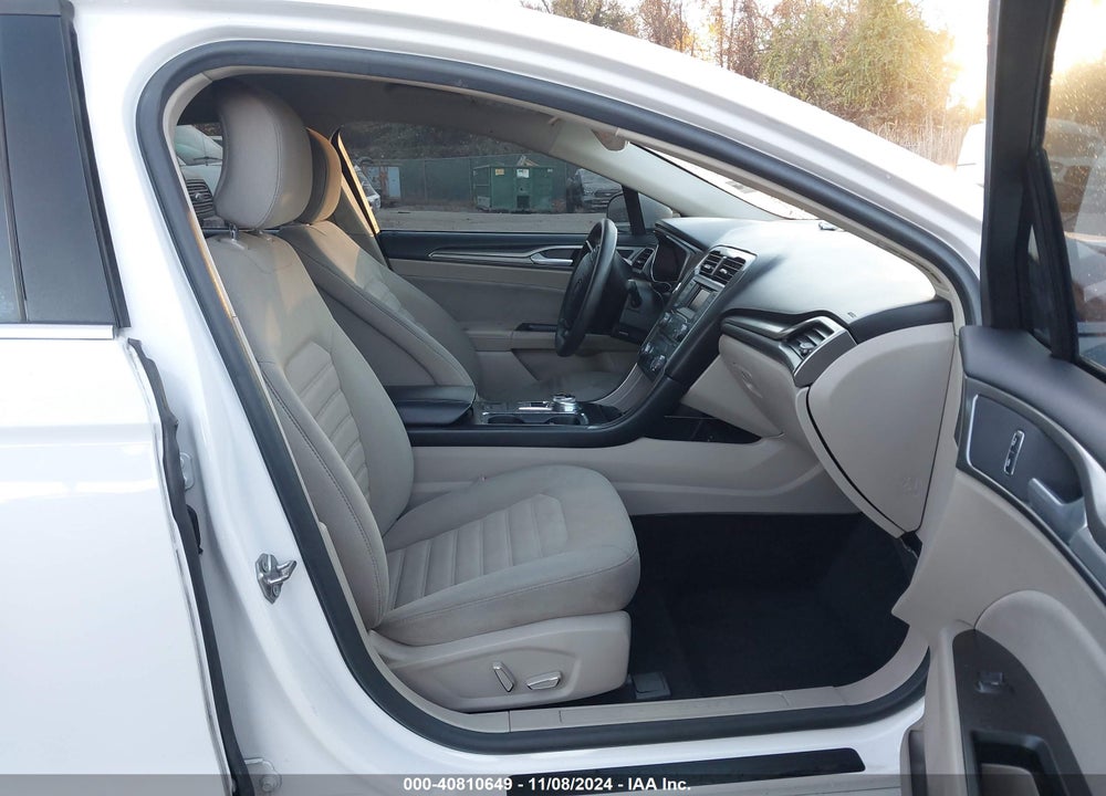 2017 FORD FUSION VIN: 3FA6P0H72HR144769
