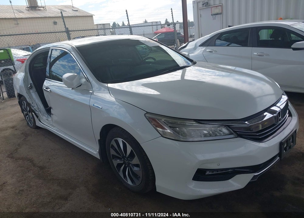 2017 HONDA ACCORD HYBRID TOURING VIN: JHMCR6F76HC016920