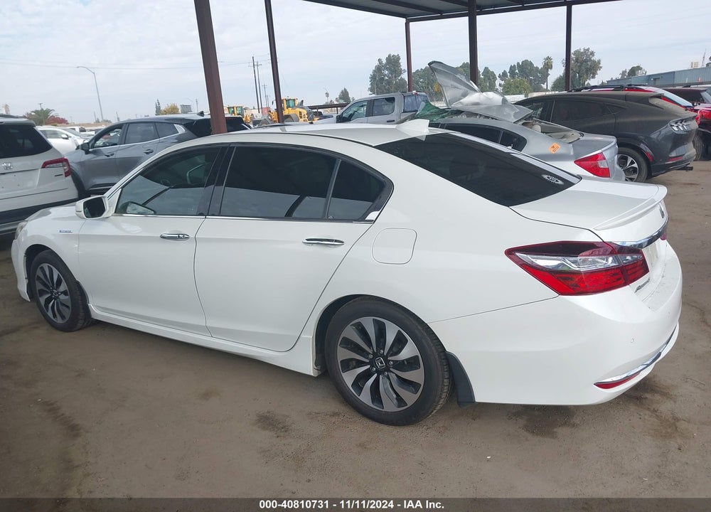 2017 HONDA ACCORD HYBRID TOURING VIN: JHMCR6F76HC016920