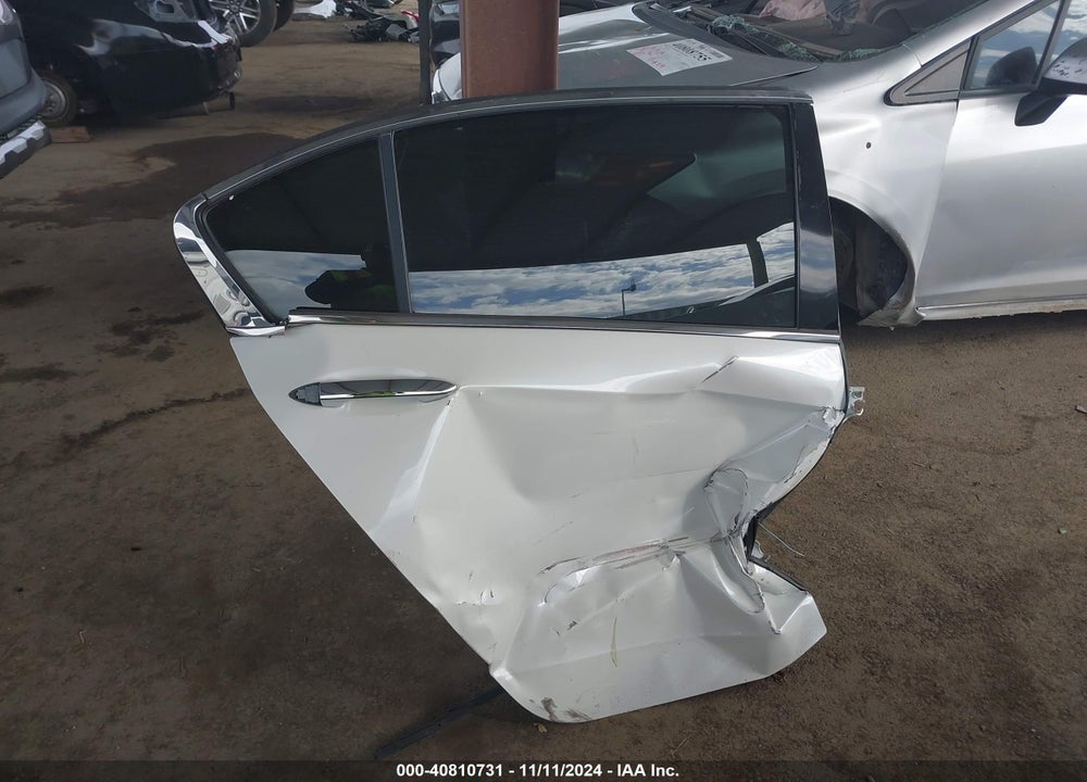 2017 HONDA ACCORD HYBRID TOURING VIN: JHMCR6F76HC016920