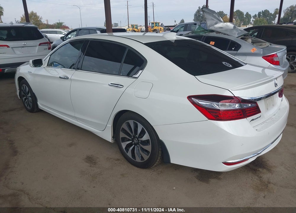 2017 HONDA ACCORD HYBRID TOURING VIN: JHMCR6F76HC016920