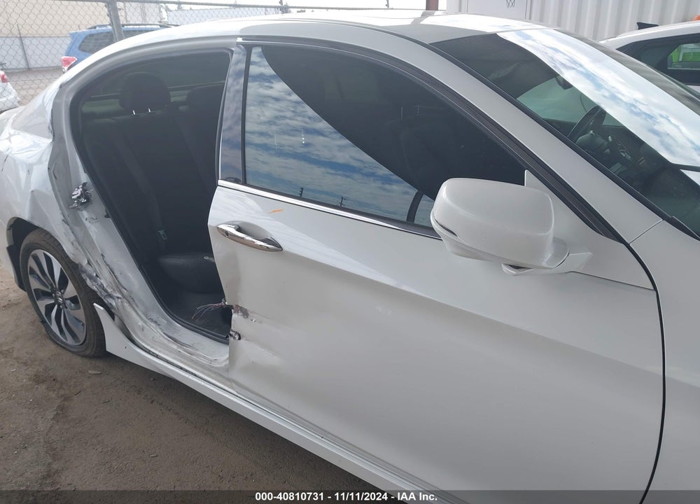 2017 HONDA ACCORD HYBRID TOURING VIN: JHMCR6F76HC016920