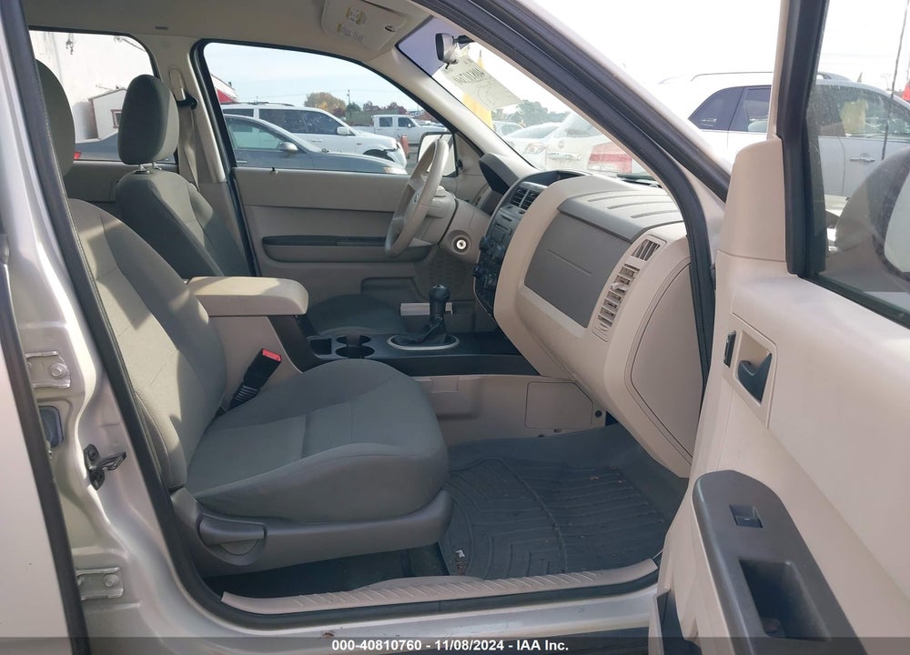 2008 FORD ESCAPE XLS/XLS MANUAL VIN: 1FMCU02Z38KB00456
