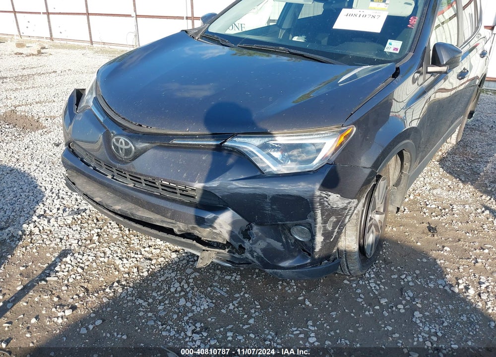 2017 TOYOTA RAV4 XLE VIN: JTMWFREV5HJ125924