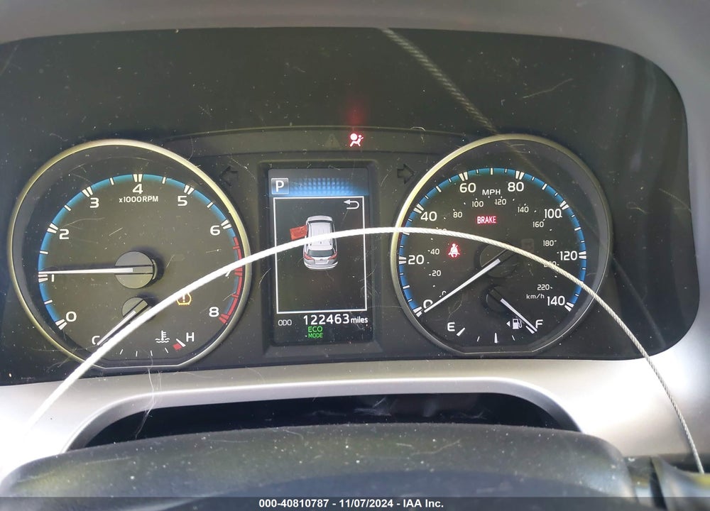 2017 TOYOTA RAV4 XLE VIN: JTMWFREV5HJ125924