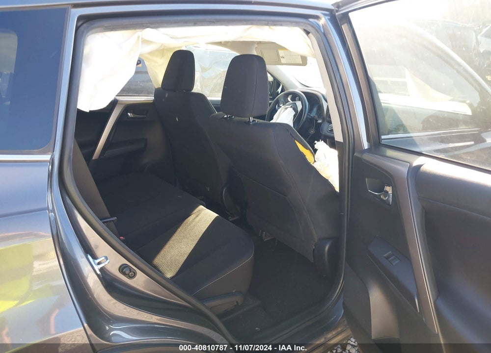 2017 TOYOTA RAV4 XLE VIN: JTMWFREV5HJ125924