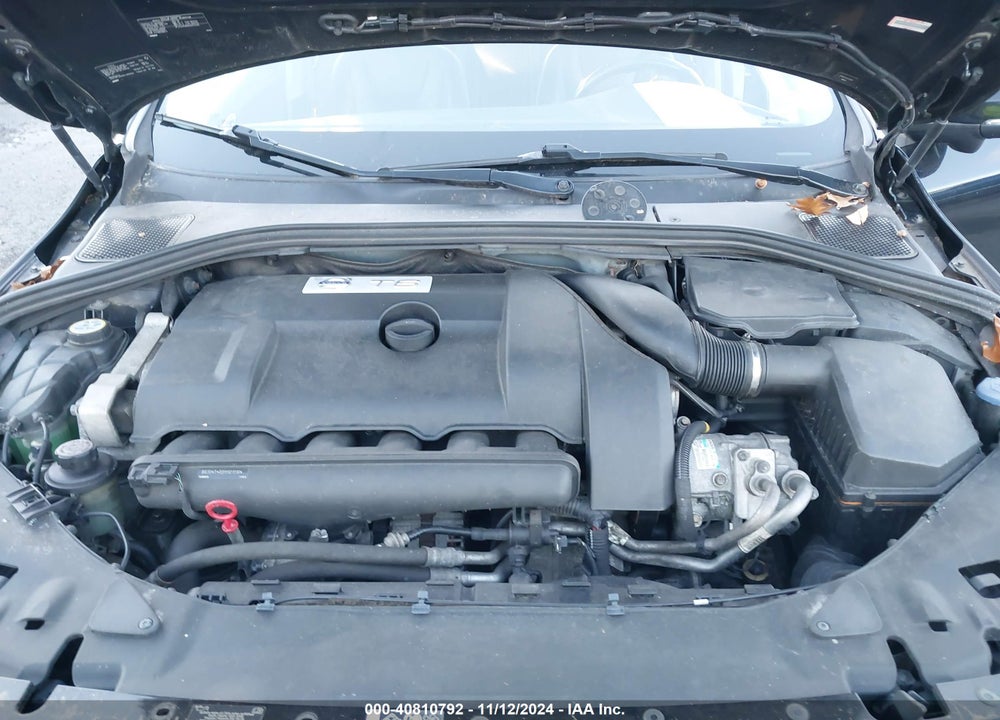 2013 VOLVO S60 T6/T6 PLATINUM/T6 PREMIER PLUS/T6 R-DESIGN/T6 R-DESIGN PLATINUM VIN: YV1902FH9D1207285