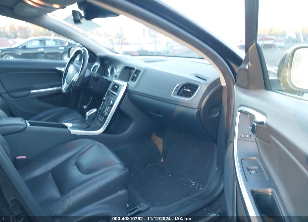 2013 VOLVO S60 T6/T6 PLATINUM/T6 PREMIER PLUS/T6 R-DESIGN/T6 R-DESIGN PLATINUM VIN: YV1902FH9D1207285