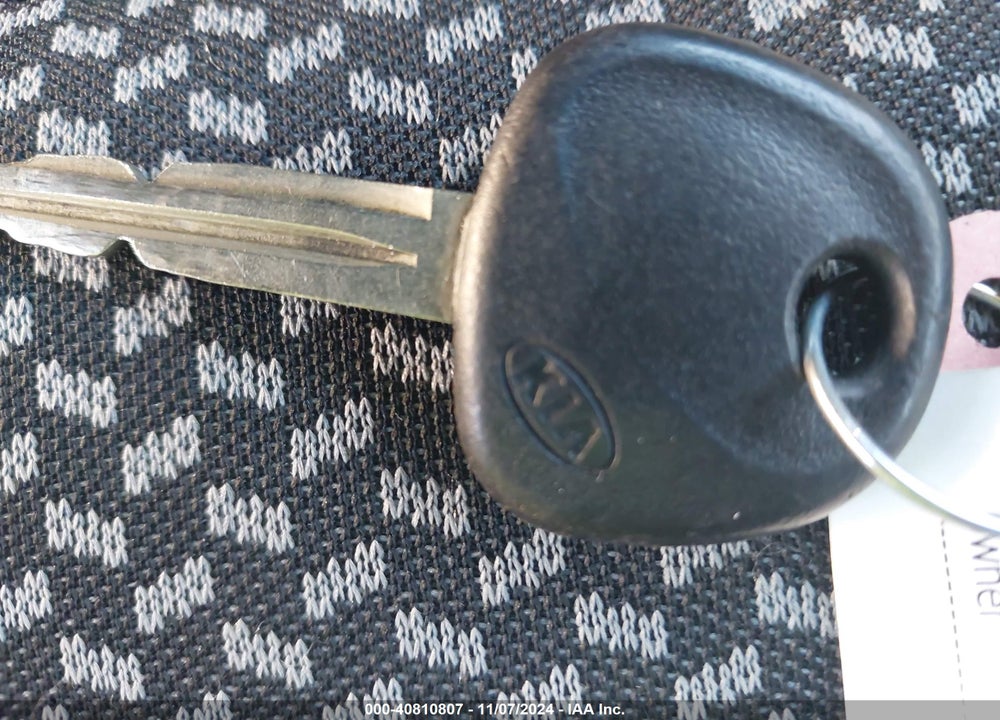 2014 KIA FORTE LX VIN: KNAFK4A65E5185653
