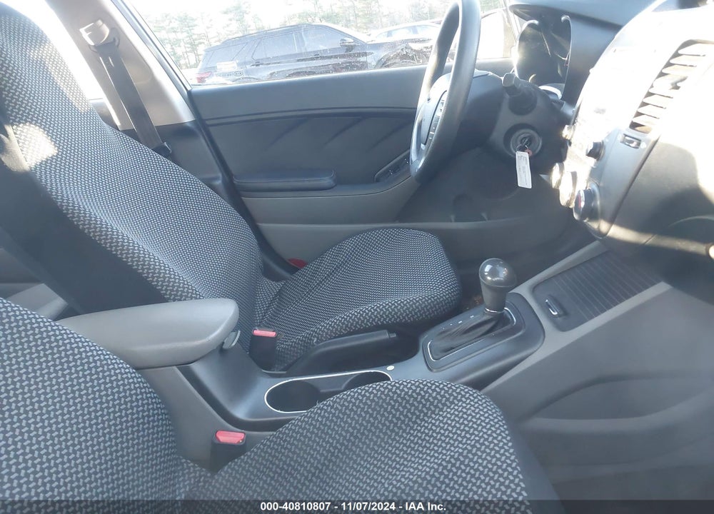2014 KIA FORTE LX VIN: KNAFK4A65E5185653