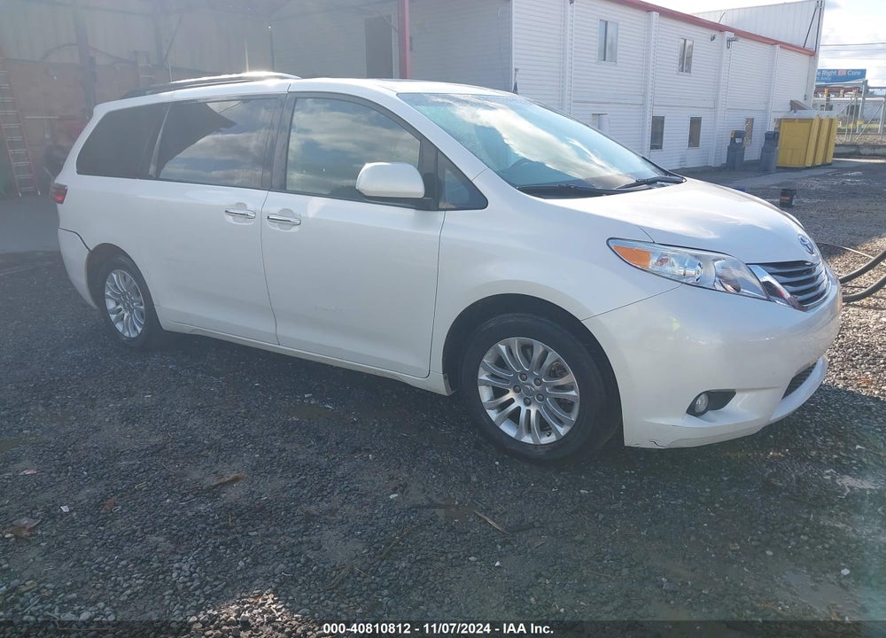 2015 TOYOTA SIENNA XLE LIMITED VIN: 5TDYK3DC6FS620327
