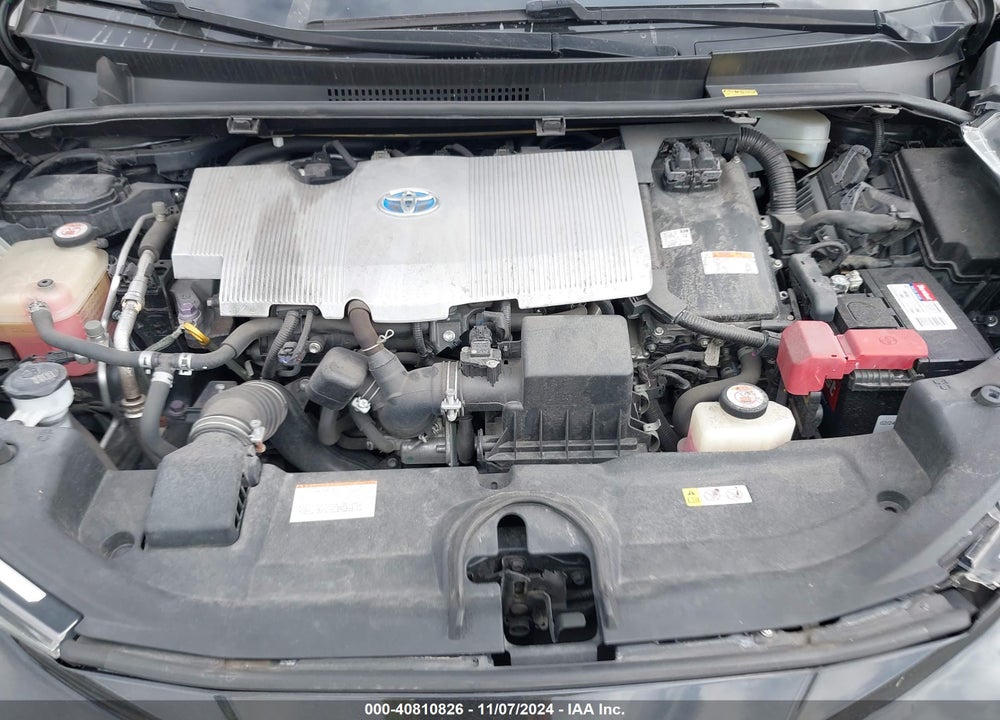 2018 TOYOTA PRIUS TWO VIN: JTDKBRFUXJ3059445