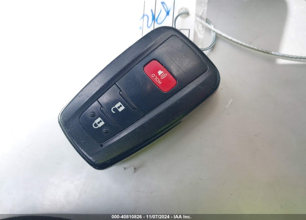 2018 TOYOTA PRIUS TWO VIN: JTDKBRFUXJ3059445