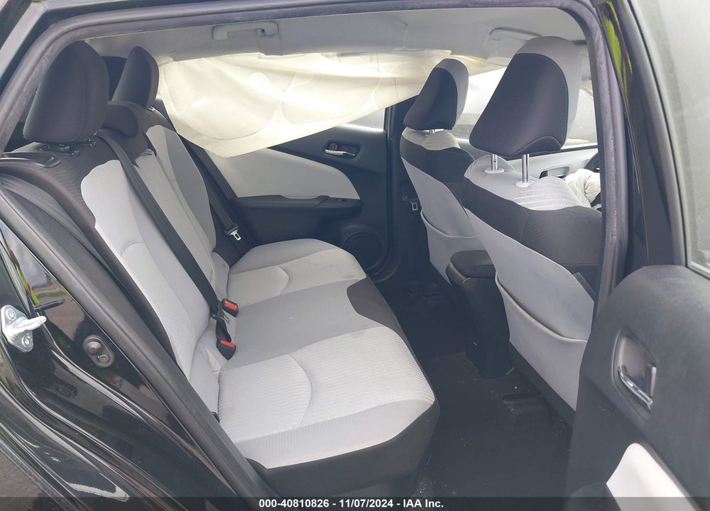 2018 TOYOTA PRIUS TWO VIN: JTDKBRFUXJ3059445