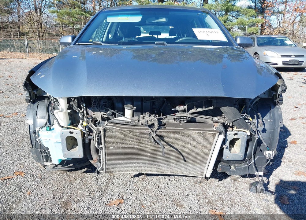 2018 HYUNDAI KONA SE VIN: KM8K1CAA5JU152361