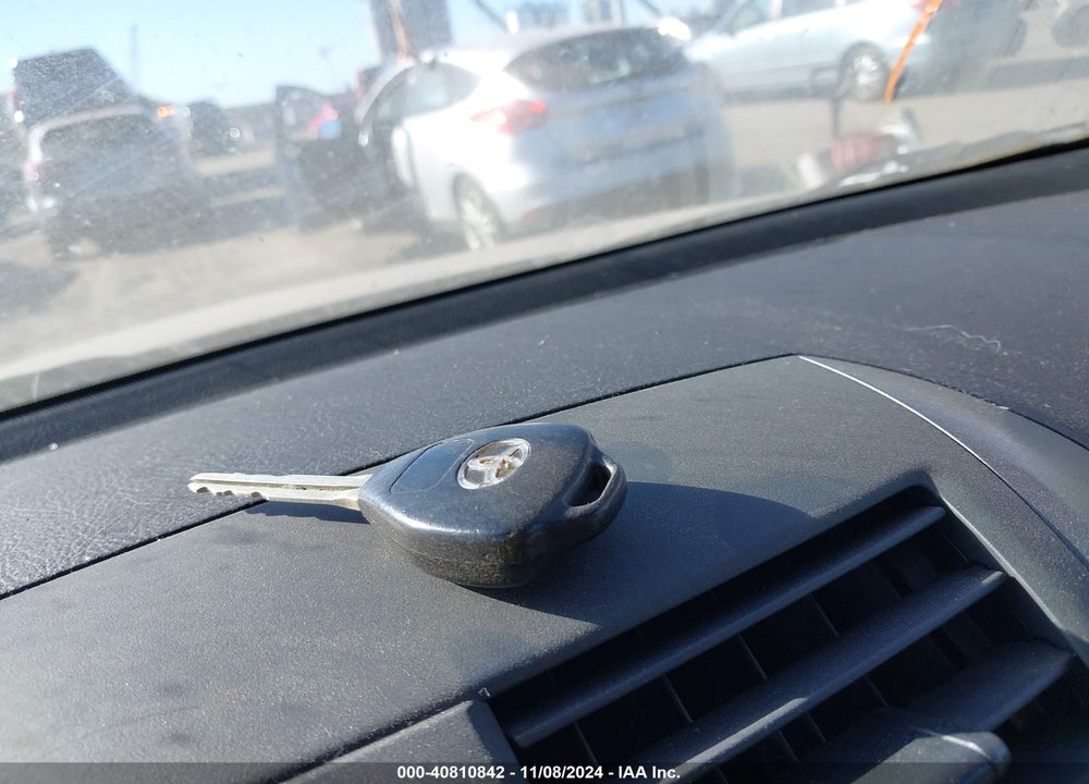 2010 TOYOTA RAV4 VIN: 2T3BF4DV0AW068087