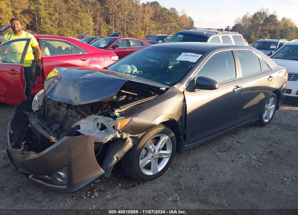 2012 TOYOTA CAMRY SE VIN: 4T1BF1FK8CU138142