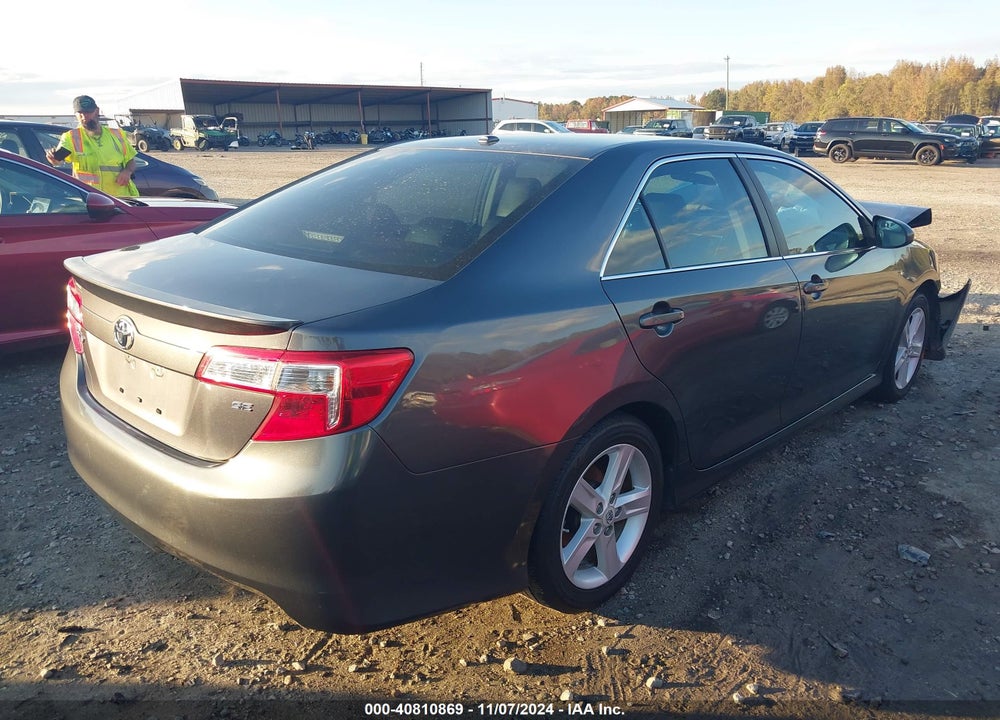 2012 TOYOTA CAMRY SE VIN: 4T1BF1FK8CU138142