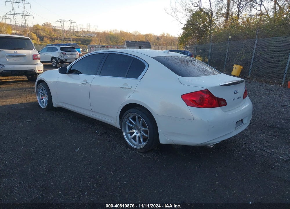 2011 INFINITI G37X VIN: JN1CV6AR3BM356004