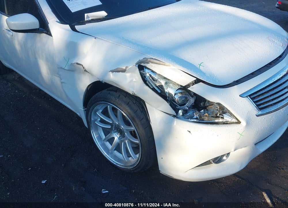 2011 INFINITI G37X VIN: JN1CV6AR3BM356004