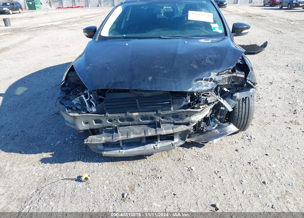 2017 FORD FOCUS VIN: 1FADP3F23HL244250