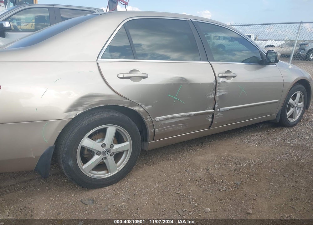 2003 HONDA ACCORD 2.4 EX VIN: JHMCM56623C071423