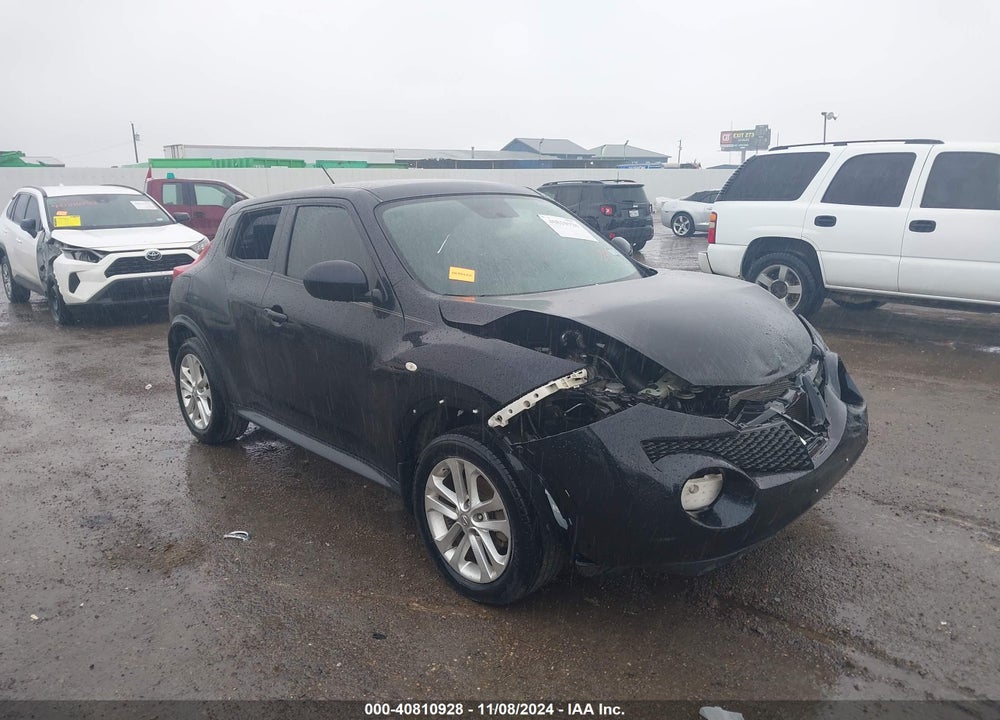 2014 NISSAN JUKE S VIN: JN8AF5MR8ET453012