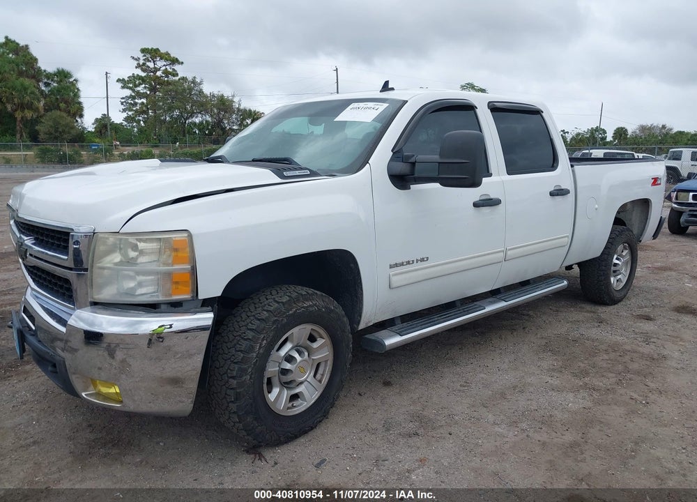 2010 CHEVROLET SILVERADO 2500HD LT VIN: 1GC4CXB6XAF119417