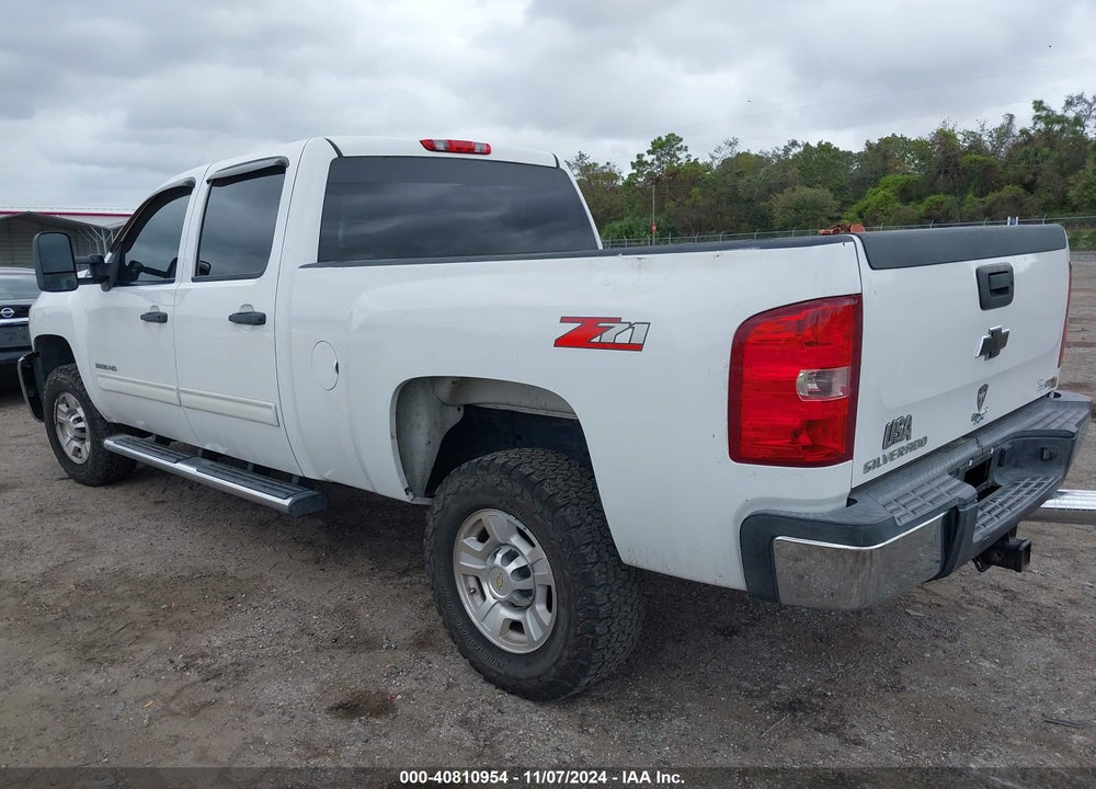 2010 CHEVROLET SILVERADO 2500HD LT VIN: 1GC4CXB6XAF119417
