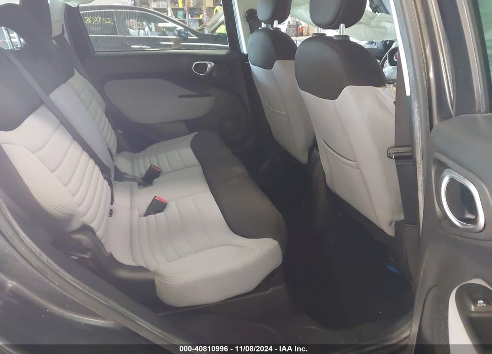 2014 FIAT 500L EASY VIN: ZFBCFABH7EZ022460