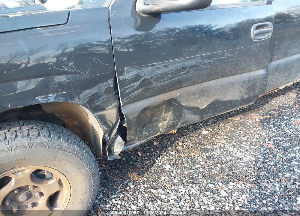 2004 CHEVROLET SILVERADO 1500 LT VIN: 2GCEK19T541117182