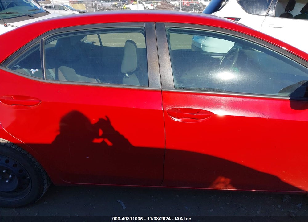 2019 TOYOTA COROLLA LE VIN: 5YFBURHE8KP931971