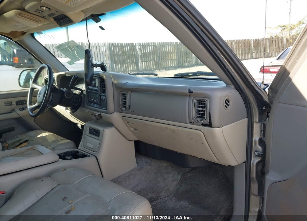 2002 CHEVROLET SUBURBAN 1500 LT VIN: 1GNFK16Z92J246243