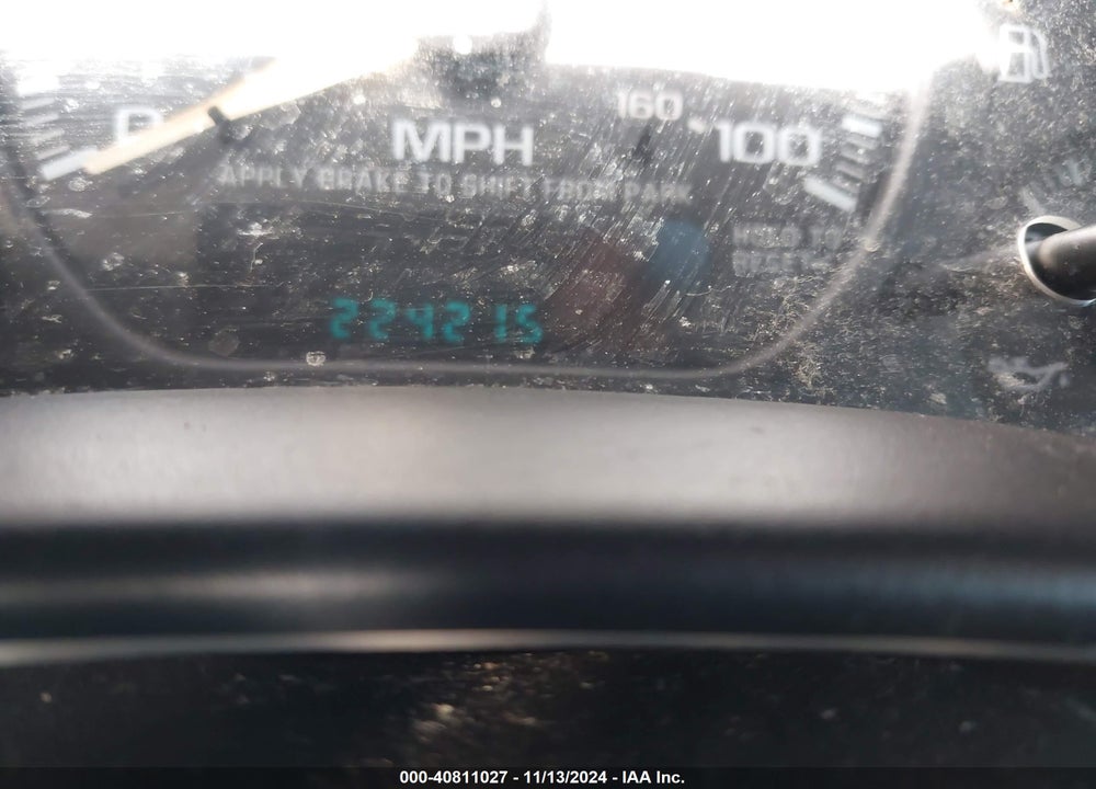 2002 CHEVROLET SUBURBAN 1500 LT VIN: 1GNFK16Z92J246243