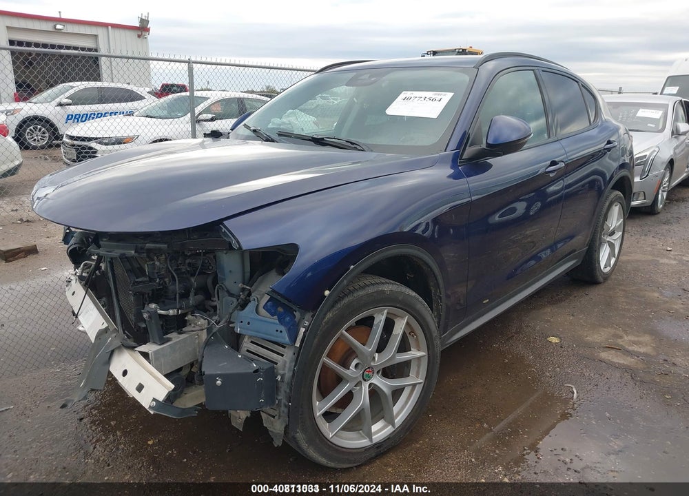 2018 ALFA ROMEO STELVIO SPORT AWD VIN: ZASFAKPN8J7B82504