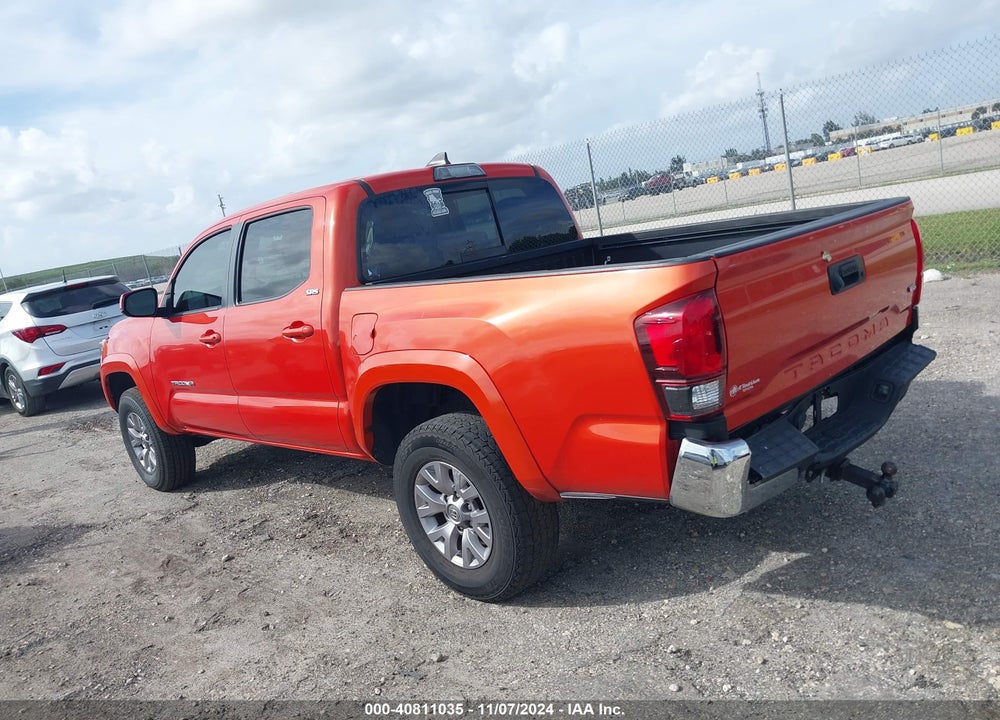 2018 TOYOTA TACOMA SR5 V6 VIN: 3TMAZ5CN7JM076103