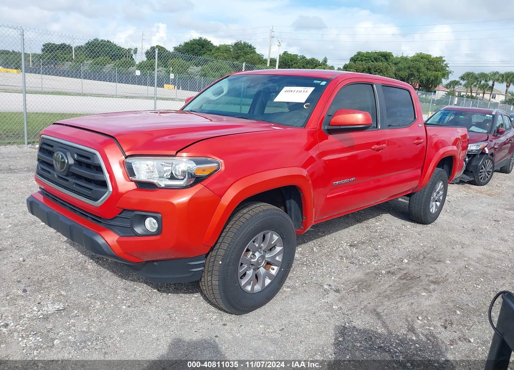 2018 TOYOTA TACOMA SR5 V6 VIN: 3TMAZ5CN7JM076103