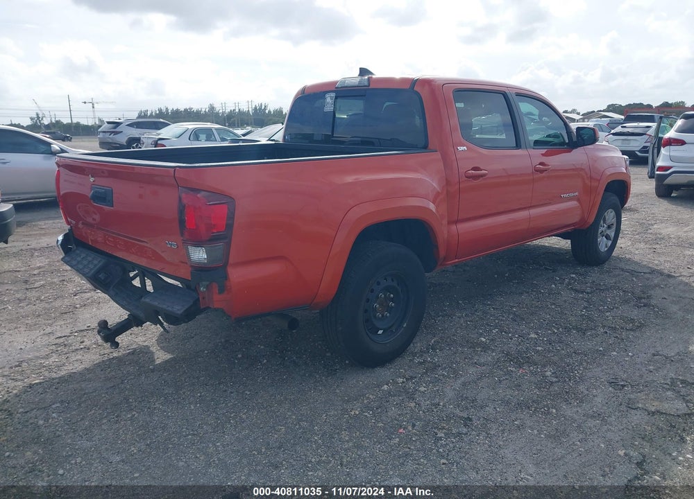 2018 TOYOTA TACOMA SR5 V6 VIN: 3TMAZ5CN7JM076103