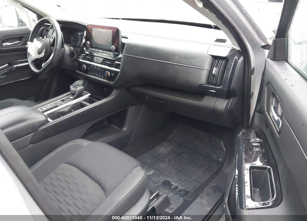 2022 NISSAN PATHFINDER SV 2WD VIN: 5N1DR3BA5NC237275