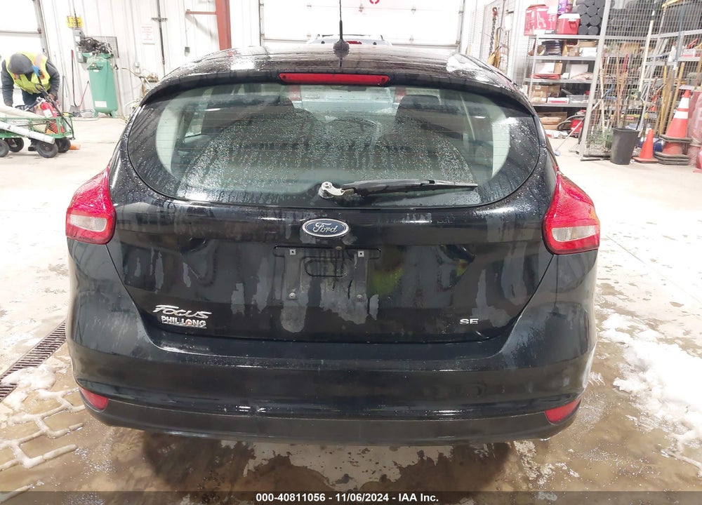 2017 FORD FOCUS SE VIN: 1FADP3K29HL293569