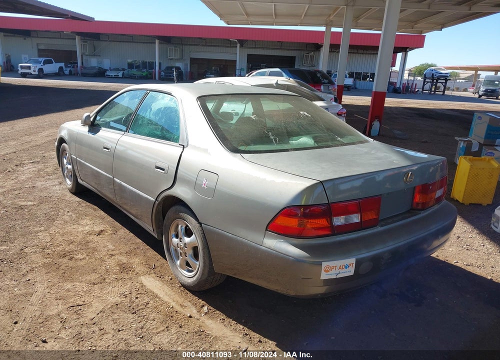 1999 LEXUS ES 300 VIN: JT8BF28G3X5052318