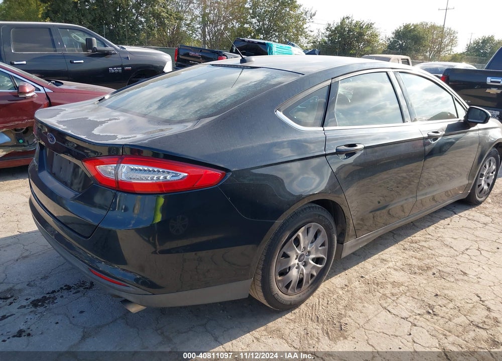 2014 FORD FUSION S VIN: 3FA6P0G7XER233485