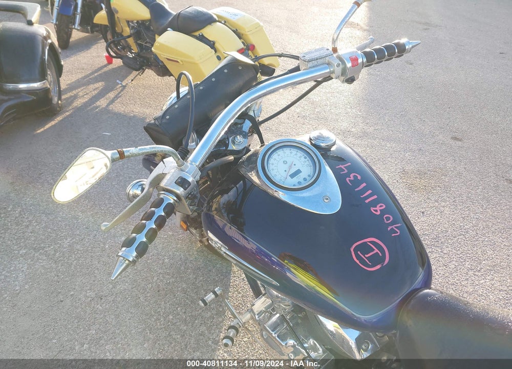 2005 YAMAHA XVS1100 A VIN: JYAVP11E15A069018