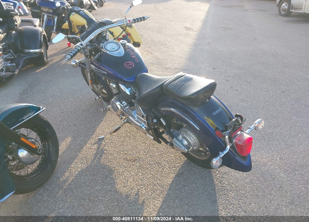 2005 YAMAHA XVS1100 A VIN: JYAVP11E15A069018