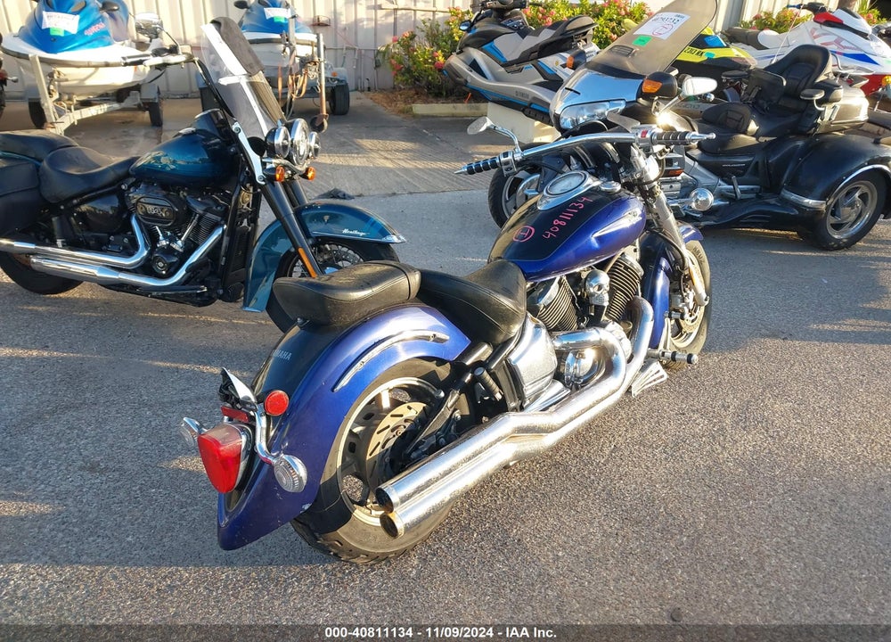 2005 YAMAHA XVS1100 A VIN: JYAVP11E15A069018
