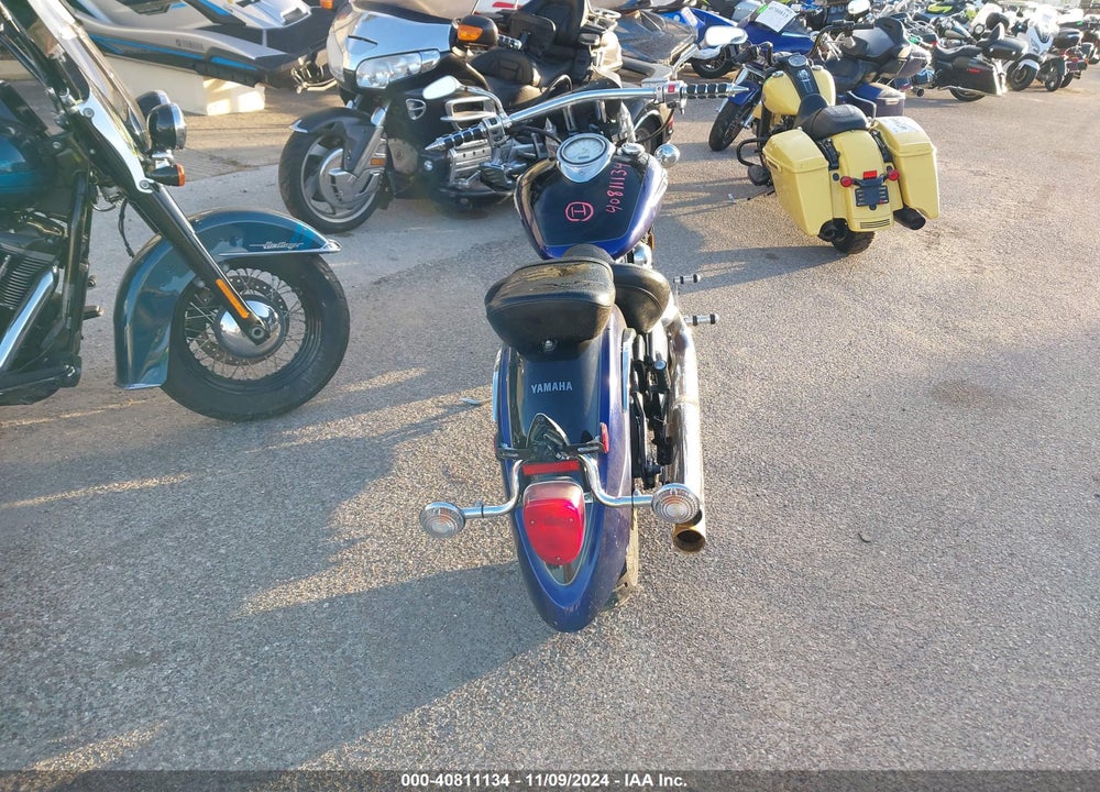 2005 YAMAHA XVS1100 A VIN: JYAVP11E15A069018