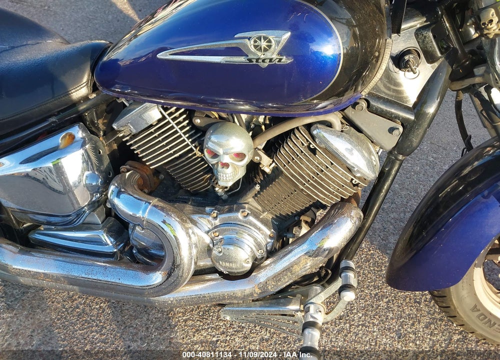 2005 YAMAHA XVS1100 A VIN: JYAVP11E15A069018