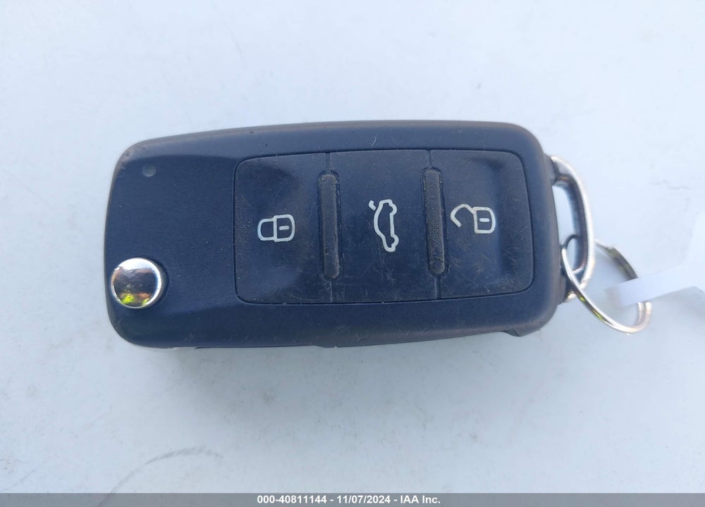 2015 VOLKSWAGEN JETTA 2.0L S VIN: 3VW2K7AJXFM246026